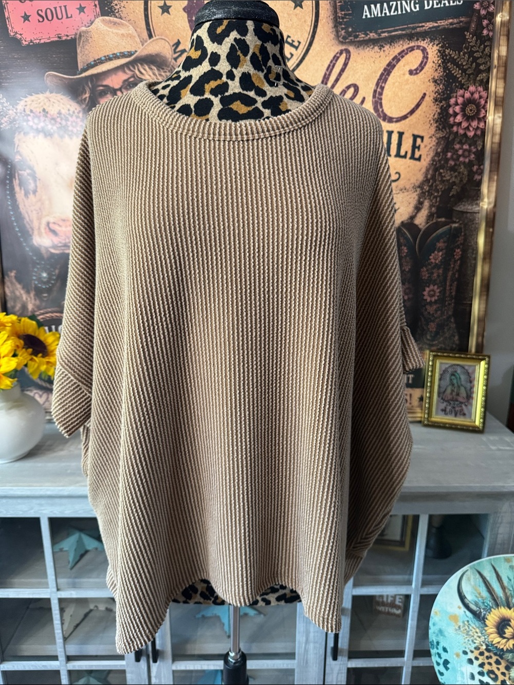 Andree by Unit Taupe S/S Ribbed Ladies Top- Size Large